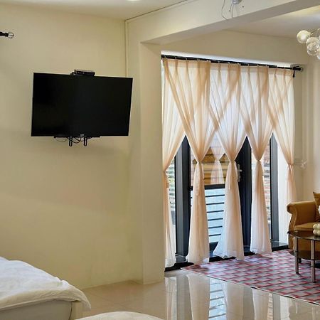 Kaohsiung Raifong Corner Homestay Ngoại thất bức ảnh